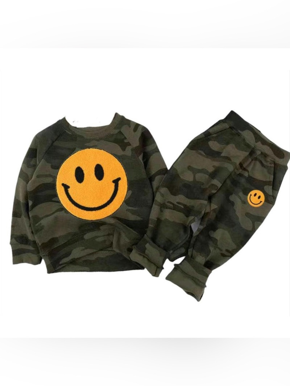 Lola + The Boys
Camo Emoji Smiley Sweatshirt And Pant Track Set Sz 2